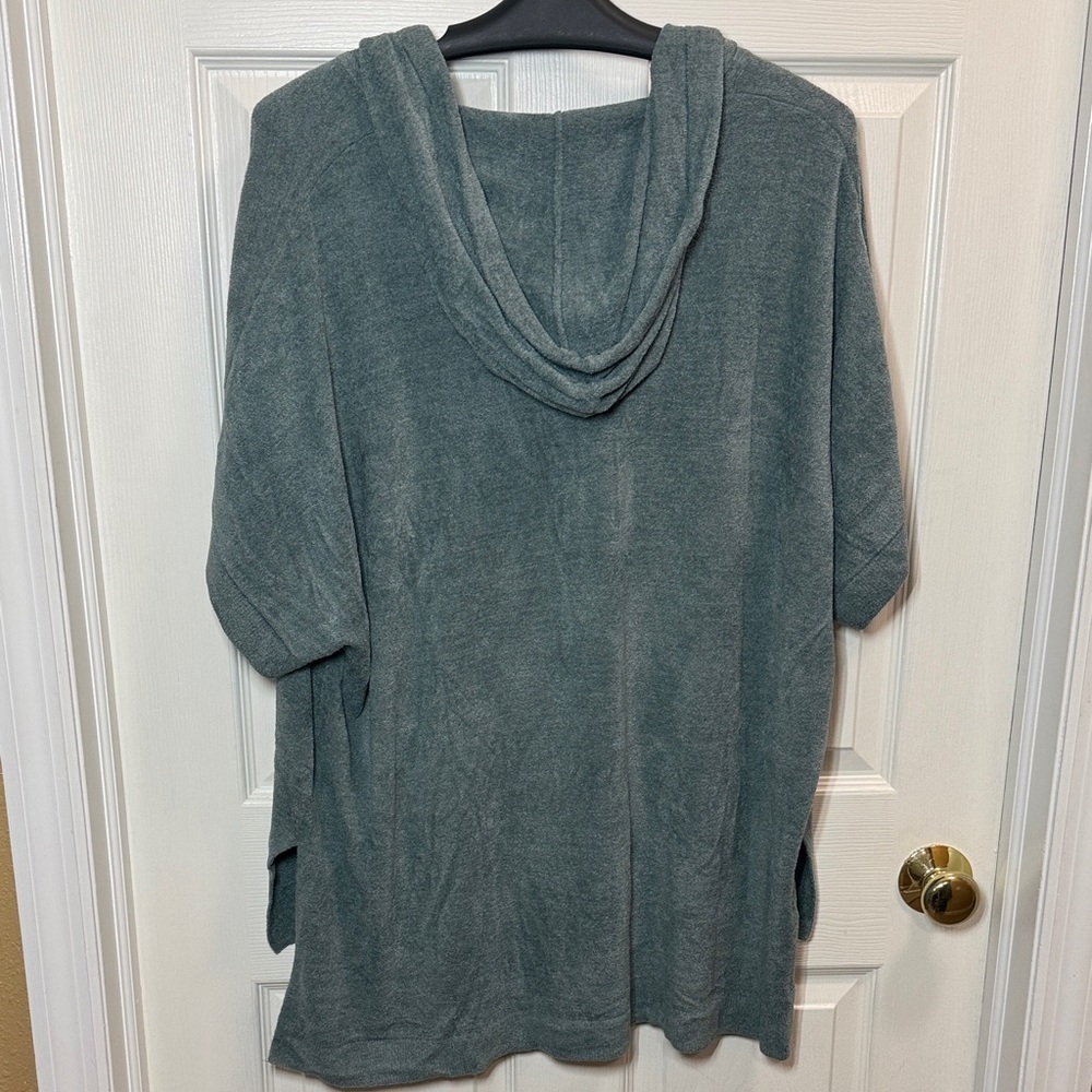 Barefoot Dreams CozyChic Ultra Lite Knit Short Sleeve Zip Up - Picture 8 of 12